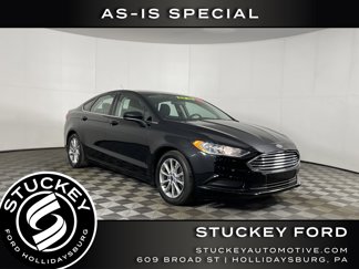 Used 2017 Ford Fusion SE w/ Fusion SE Technology Package image 1