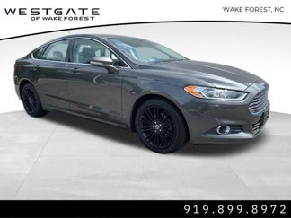 Used 2016 Ford Fusion SE w/ Equipment Group 202A image 1