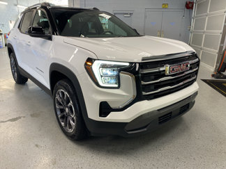 New 2026 GMC Terrain Elevation w/ Elevation Premium Package image 1