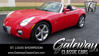 Used 2006 Pontiac Solstice Convertible w/ Premium Package image 1