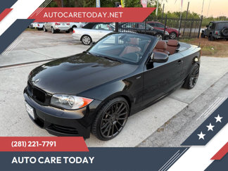 Used 2011 BMW 135i Convertible image 1