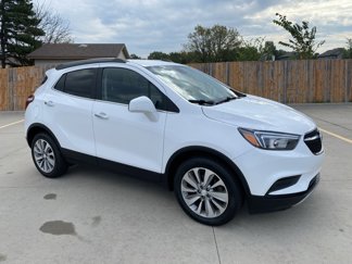 Used 2020 Buick Encore Preferred image 1