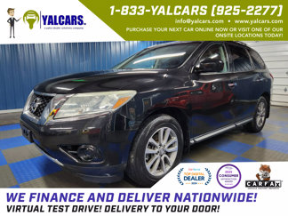 Used 2015 Nissan Pathfinder S image 1