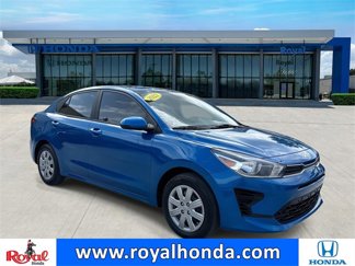 Used 2022 Kia Rio S image 1