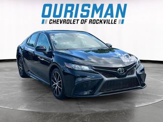 Used 2021 Toyota Camry SE image 1