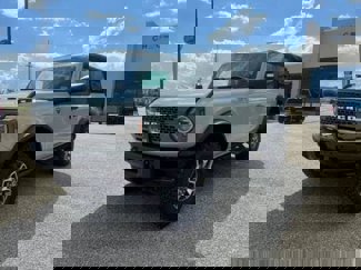 Used 2024 Ford Bronco Badlands image 1