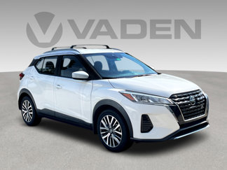 Used 2021 Nissan Kicks SV w/ Exterior Package image 1
