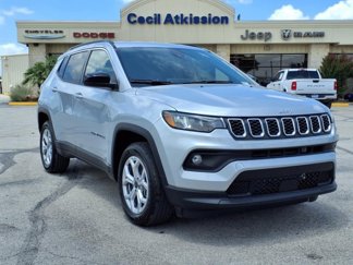 New 2025 Jeep Compass Latitude image 1