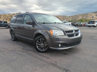 Used 2017 Dodge Grand Caravan SXT image 1