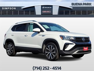 Used 2022 Volkswagen Taos SE image 1