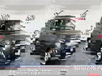 Used 2023 Kia Soul LX w/ Option Group 015 image 1