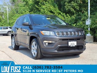 Used 2021 Jeep Compass Latitude image 1