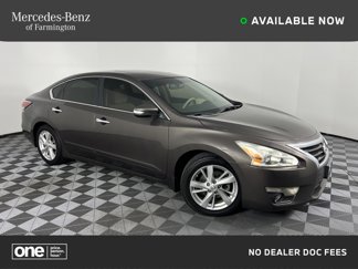 Used 2014 Nissan Altima 2.5 SV image 1