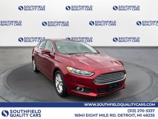 Used 2015 Ford Fusion SE w/ Equipment Group 202A image 1