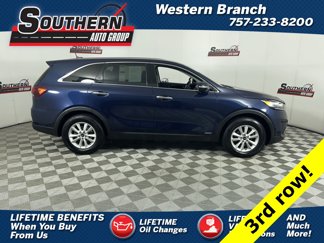 Used 2019 Kia Sorento LX image 1
