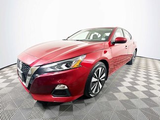 Used 2021 Nissan Altima 2.5 SV image 1