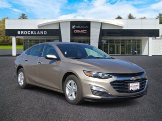 Used 2024 Chevrolet Malibu LT image 1