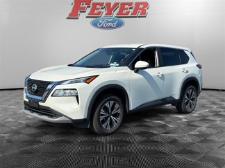 Used 2023 Nissan Rogue SV image 1