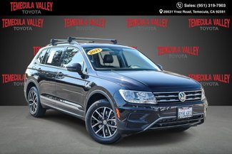 Used 2021 Volkswagen Tiguan SE w/ Panoramic Sunroof Package image 1