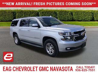 Used 2018 Chevrolet Suburban LT image 1