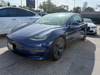 Used 2019 Tesla Model 3 Long Range image 1