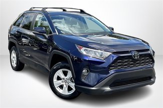 Used 2019 Toyota RAV4 XLE image 1