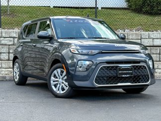 Certified 2022 Kia Soul LX image 1