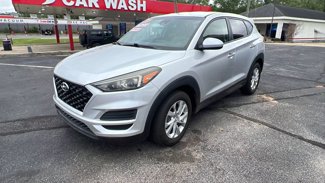 Used 2019 Hyundai Tucson SE image 1