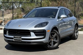 Used 2024 Porsche Macan image 1