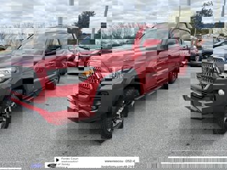Used 2019 Toyota Tacoma TRD Sport image 1