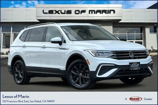 Used 2024 Volkswagen Tiguan SE image 1