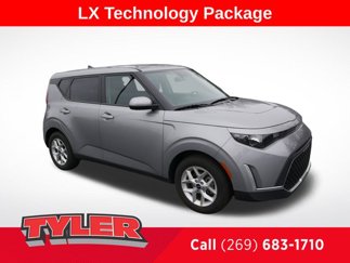 Used 2025 Kia Soul LX w/ Option Group 015 image 1