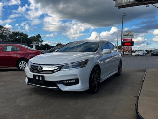 Used 2016 Honda Accord Touring image 1
