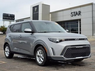 Used 2023 Kia Soul LX w/ Option Group 015 image 1