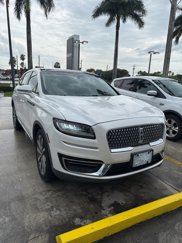 Used 2019 Lincoln Nautilus Select image 1