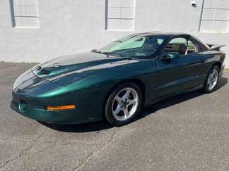 Used 1996 Pontiac Firebird Coupe image 1