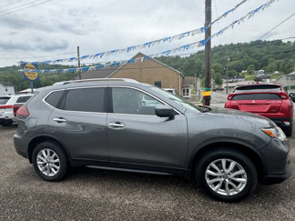 Used 2018 Nissan Rogue SV w/ Sun & Sound Touring Package image 1