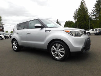 Used 2015 Kia Soul + image 1