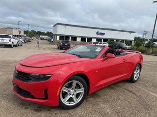 Used 2019 Chevrolet Camaro LT image 1