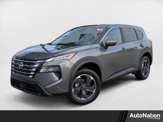 Used 2024 Nissan Rogue SV image 1
