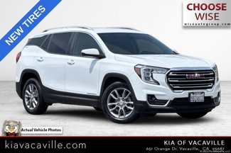 Used 2022 GMC Terrain SLT image 1