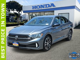 Used 2024 Volkswagen Jetta Sport image 1