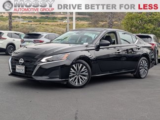 Used 2024 Nissan Altima 2.5 SV image 1