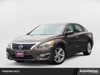 Used 2014 Nissan Altima 2.5 SV image 1