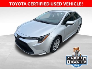 Certified 2022 Toyota Corolla LE image 1