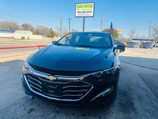 Used 2023 Chevrolet Malibu LS image 1