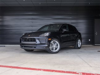 Certified 2022 Porsche Macan image 1