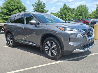 Used 2022 Nissan Rogue Platinum w/ Head-Up Display Package image 1