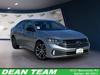 Used 2024 Volkswagen Jetta Sport image 1