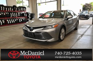 Used 2020 Toyota Camry XLE image 1